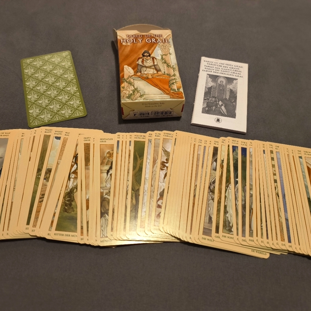 Tarot of the Holy Grail - Rare! out of print! Like new! Complete Tarot Deck